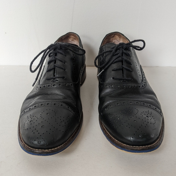 Johnston & Murphy Leather Black Cap Toe Shoes Size 9.5 - Picture 2 of 10